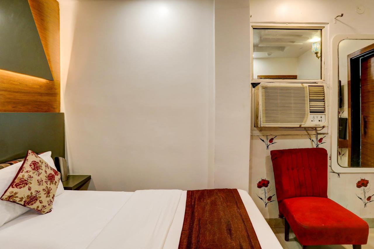 Hotel Nityaa Suites Nueva Delhi Exterior foto